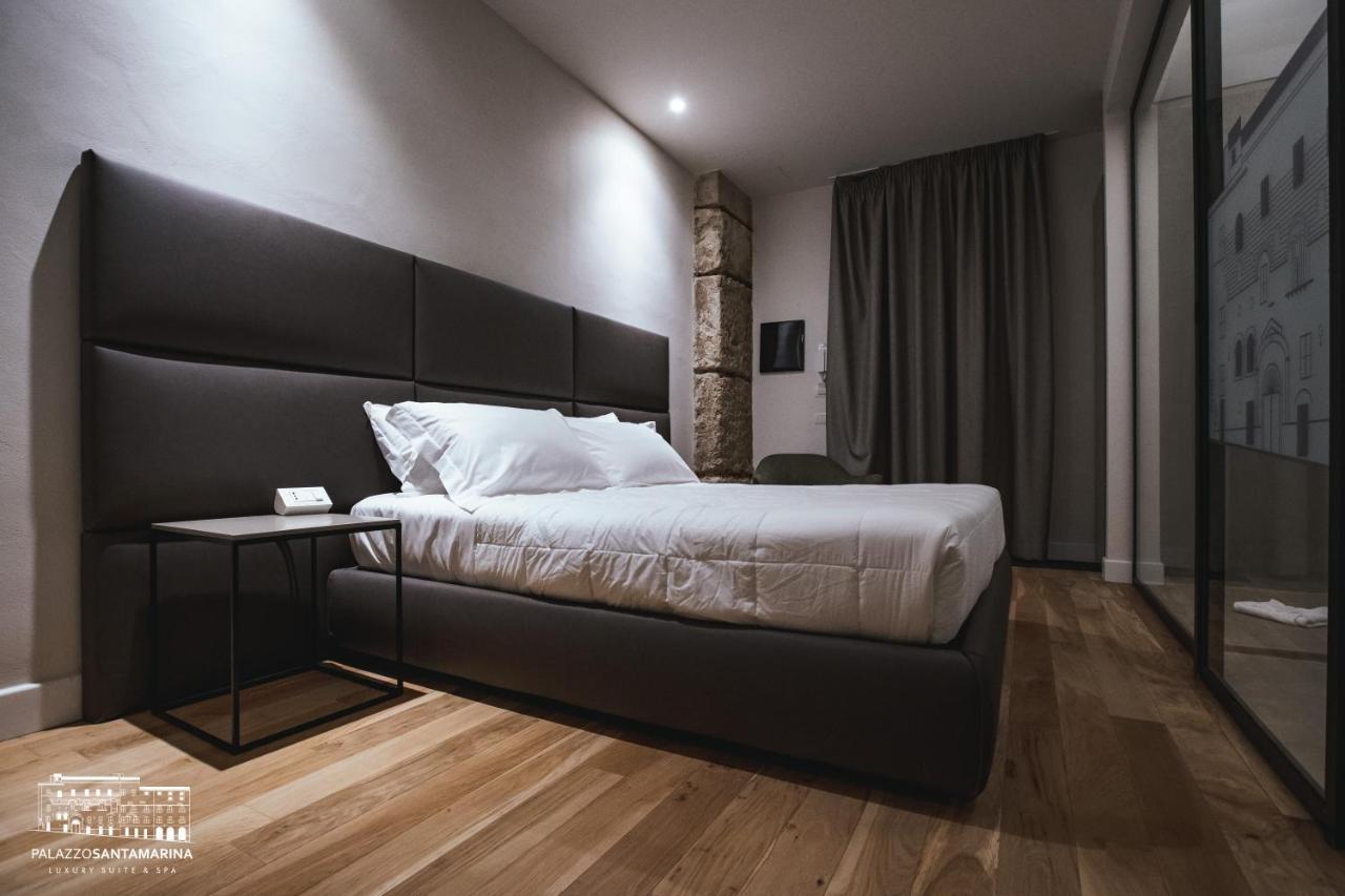 PALAZZO SANTAMARINA Luxury Suite&Spa Palermo Esterno foto