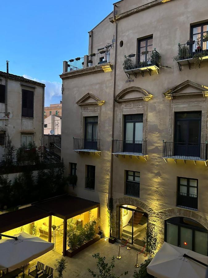 PALAZZO SANTAMARINA Luxury Suite&Spa Palermo Esterno foto
