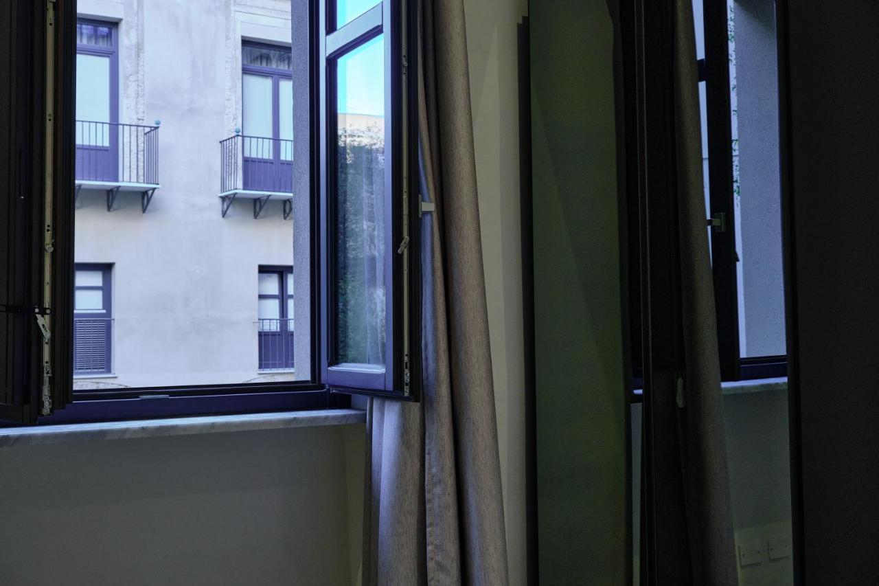 PALAZZO SANTAMARINA Luxury Suite&Spa Palermo Esterno foto