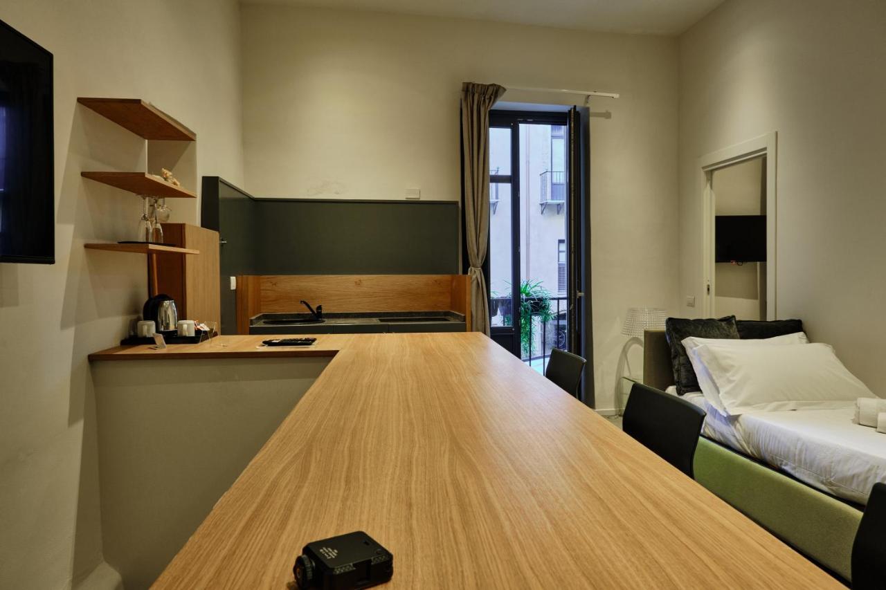 PALAZZO SANTAMARINA Luxury Suite&Spa Palermo Esterno foto