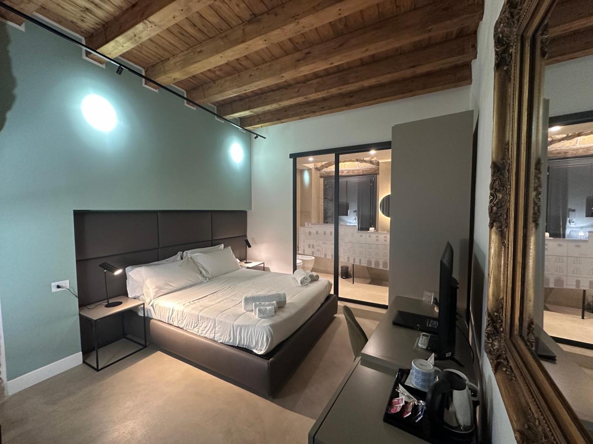 PALAZZO SANTAMARINA Luxury Suite&Spa Palermo Esterno foto